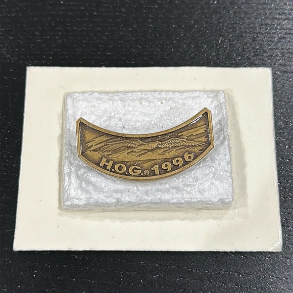 Harley-Davidson 1996 Vintage HOG Pin - Picture 1 of 3